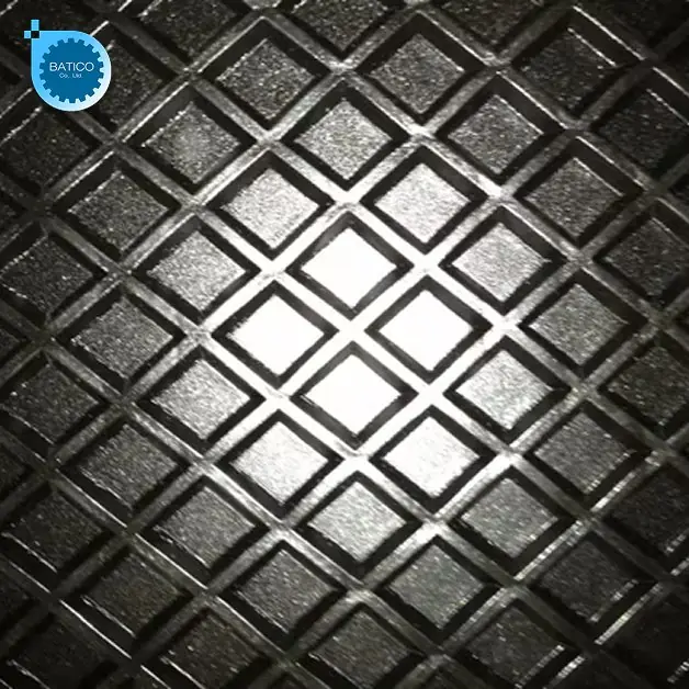 T&igrave;m hiểu sự kh&aacute;c biệt giữa băng tải PVC caro chống trượt v&agrave; băng tải PVC trơn sẽ gi&uacute;p doanh nghiệp lựa chọn giải ph&aacute;p ph&ugrave; hợp