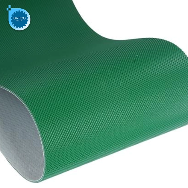 Bảo dưỡng băng tải PVC bề mặt caro bằng kh&iacute; n&eacute;n, vệ sinh định kỳ gi&uacute;p tăng tuổi thọ