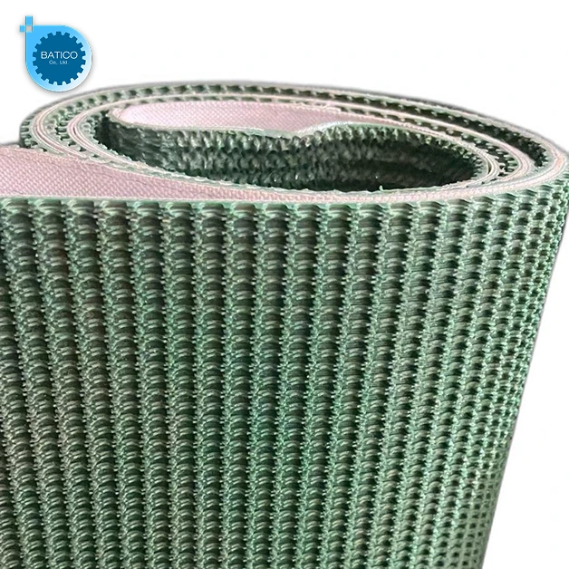 Giữ chặt đ&aacute;y th&ugrave;ng carton, vận chuyển bao tải ổn định bằng băng tải PVC caro c&ocirc;ng nghiệp