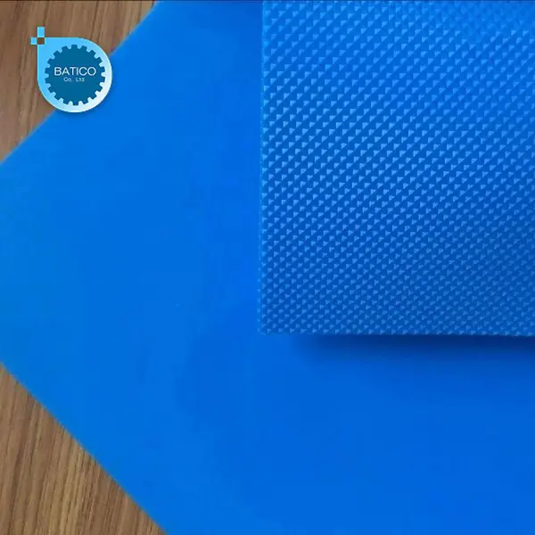 Tăng khả năng kh&aacute;ng tĩnh điện cho hệ thống với băng tải PU xanh nh&aacute;m